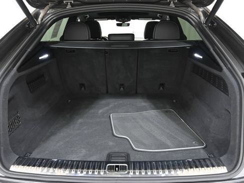 Used 2019 Audi Q8 Premium Plus w/ Premium Plus AWD/4WD image 20