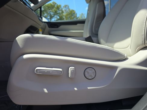 New 2026 Honda Odyssey EX-L image 31