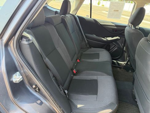 Used 2024 Subaru Outback AWD/4WD image 18