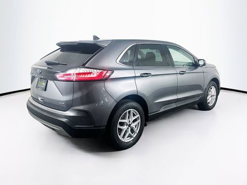 Used 2023 Ford Edge SEL image 9