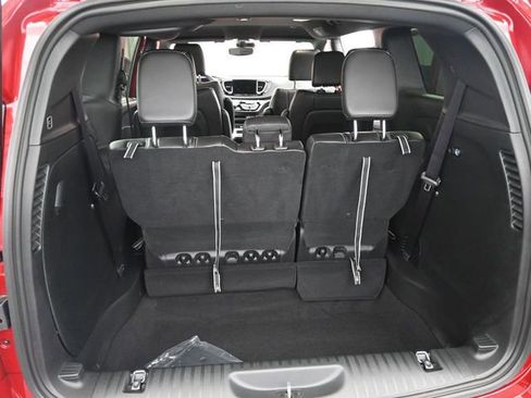 New 2025 Chrysler Voyager LX image 17