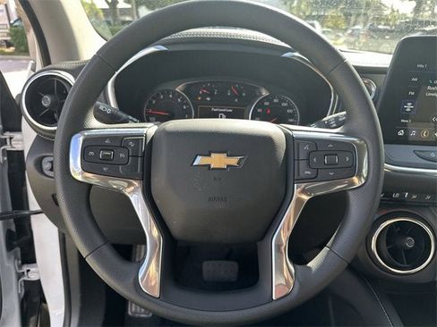 New 2025 Chevrolet Blazer LT w/ Driver Confidence Package image 11