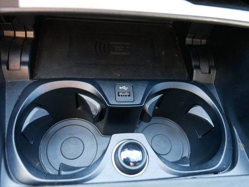 Used 2025 BMW M340i xDrive w/ Premium Package image 33