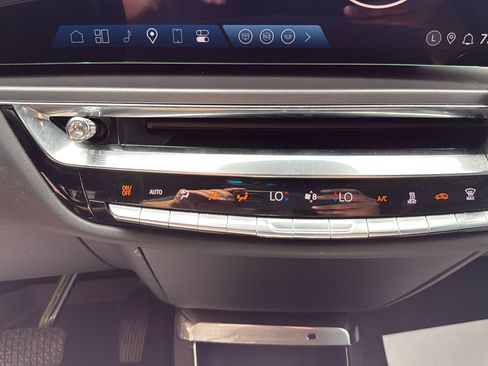 Certified 2024 Cadillac Lyriq Tech AWD/4WD image 35