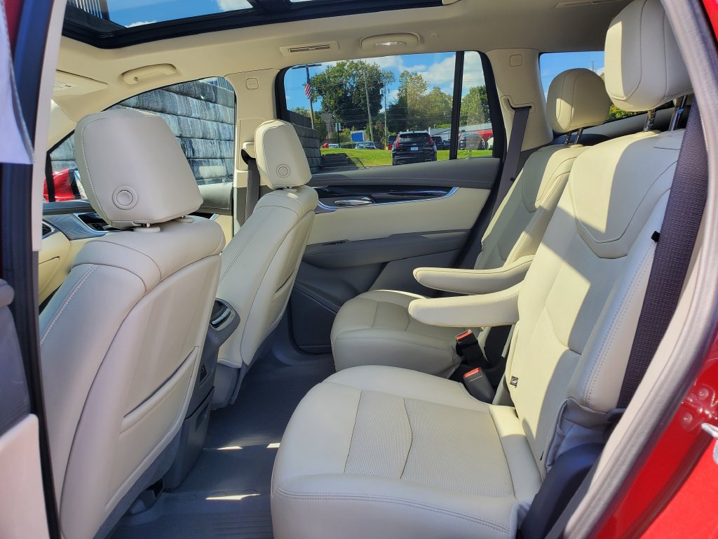 Used 2024 Cadillac XT6 Premium Luxury w/ LPO, Floor Liner Package AWD/4WD image 42