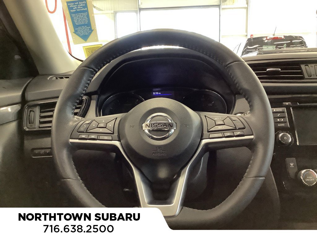 Used 2020 Nissan Rogue SV AWD/4WD image 6