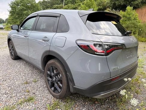 Used 2025 Honda HR-V Sport image 11