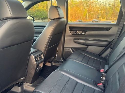 Used 2025 Honda CR-V EX-L image 9