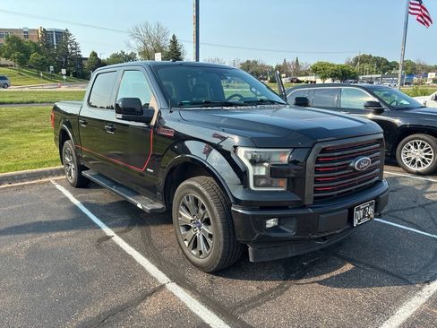 Used 2016 Ford F150 Lariat w/ Equipment Group 502A Luxury AWD/4WD image 2