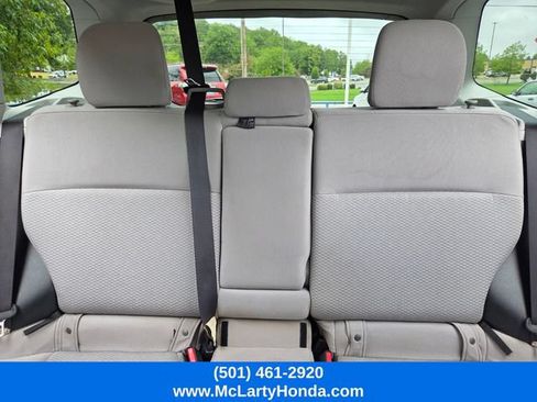 Used 2017 Subaru Forester 2.5i Premium w/ All-Weather Package AWD/4WD image 11