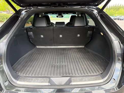 Used 2021 Toyota Venza XLE w/ Carpet Mat Package (TMS) AWD/4WD image 11
