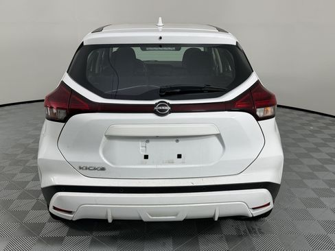 Used 2024 Nissan Kicks S FWD image 10