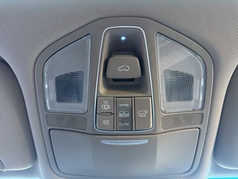 Used 2017 Hyundai Santa Fe Sport w/ 2.4L Tech Package 04 image 14