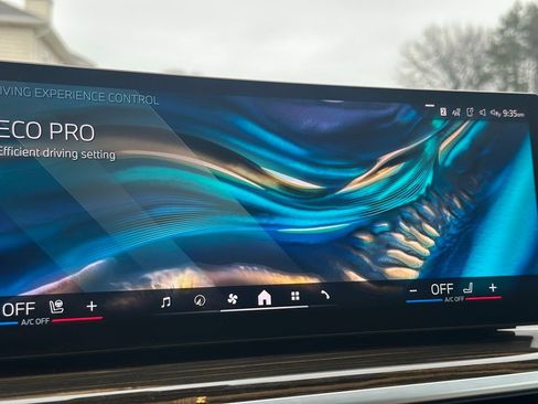 Certified 2024 BMW X5 xDrive40i w/ Premium Package image 42