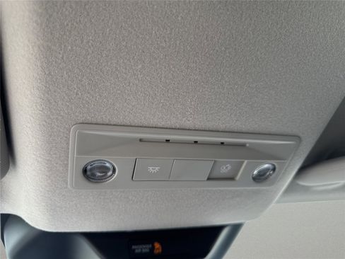 New 2026 Nissan Kicks SV w/ Charging Package FWD image 28