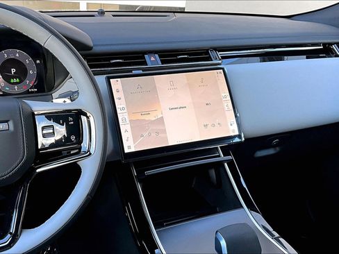 New 2026 Land Rover Range Rover Velar Dynamic SE image 7