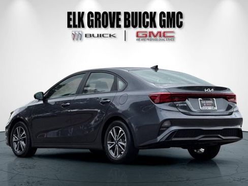 Used 2023 Kia Forte LXS w/ LXS Technology Package FWD image 6