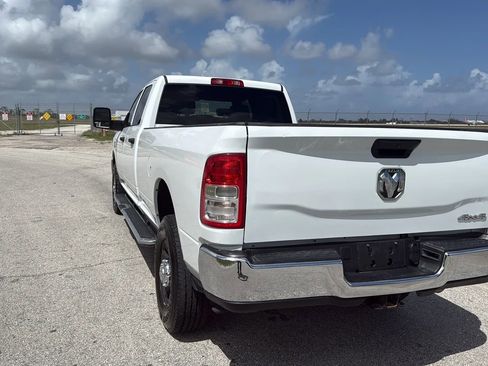 Used 2023 RAM 2500 Tradesman w/ Chrome Appearance Group image 2