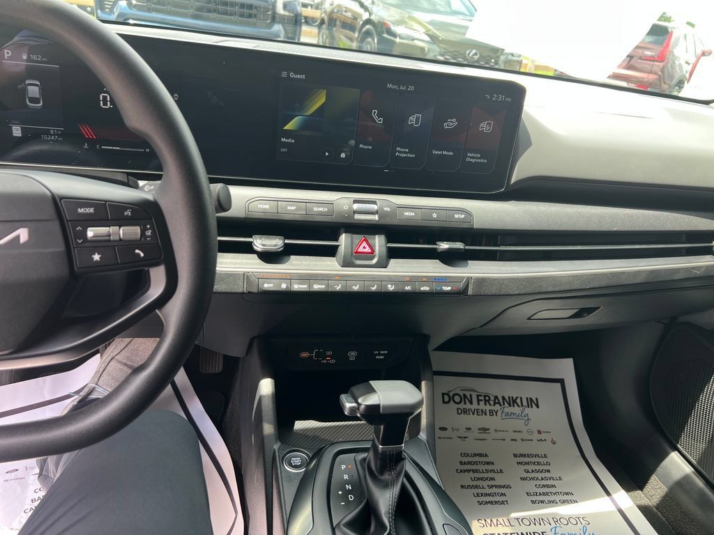 Used 2025 Kia K4 FWD image 22