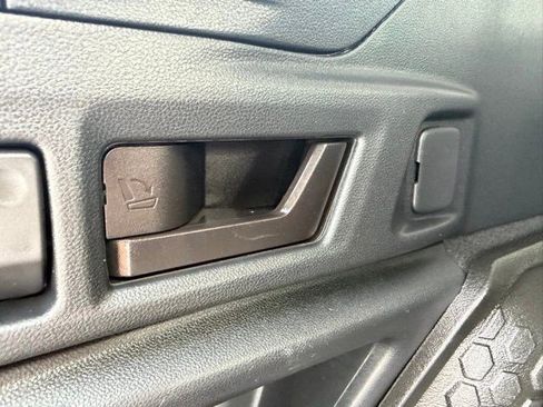 Used 2024 Subaru Outback Premium AWD/4WD image 18