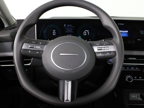 Used 2025 Hyundai Sonata SE image 7