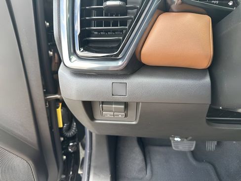 New 2026 GMC Canyon AT4 w/ Nightfall Essentials Package AWD/4WD image 36