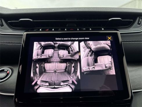 New 2025 Jeep Grand Cherokee L Limited image 15