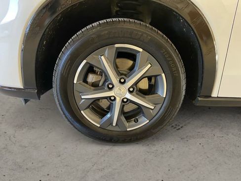 Used 2023 Honda HR-V EX-L image 15