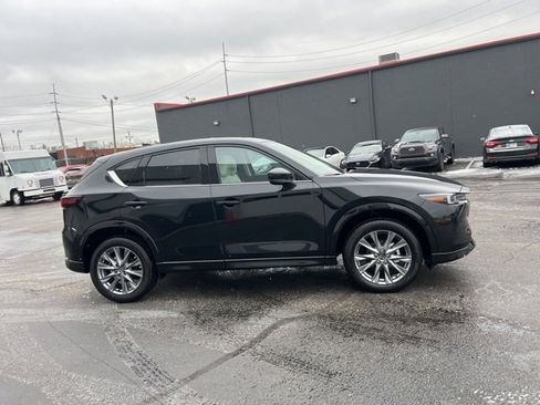 New 2025 MAZDA CX-5 AWD 2.5 S w/ Premium Plus Pkg image 4