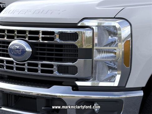 New 2026 Ford F350 XL w/ XL Chrome Package image 17