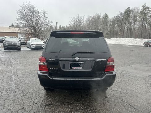 Used 2004 Toyota Highlander 4WD V6 image 5