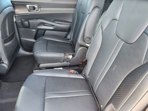 New 2026 Kia Sorento EX image 9