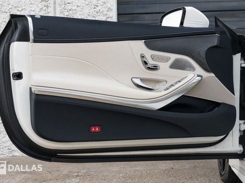 Used 2020 Mercedes-Benz S 560 Cabriolet image 19