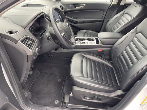 Used 2023 Ford Edge SEL image 10