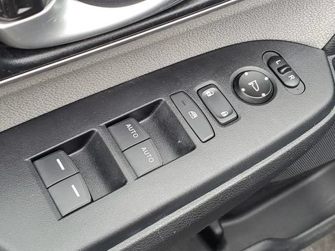 Used 2019 Honda CR-V EX image 15