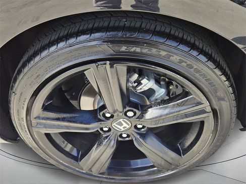 Used 2025 Honda Accord Sport image 7