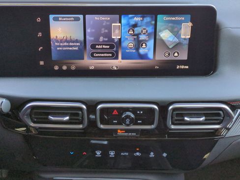 New 2026 Nissan Sentra SR image 17