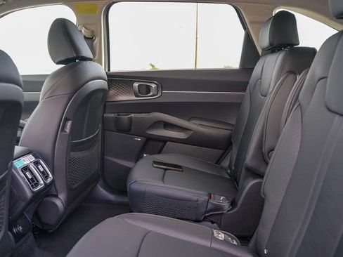 New 2026 Kia Sorento EX w/ EX Premium Package FWD image 21