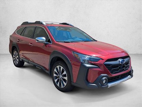 Certified 2025 Subaru Outback Touring AWD/4WD image 2