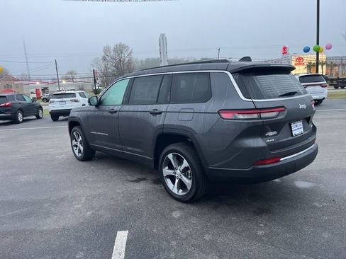 Used 2025 Jeep Grand Cherokee L Limited image 42