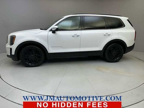Used 2021 Kia Telluride EX w/ EX Premium Package image 2