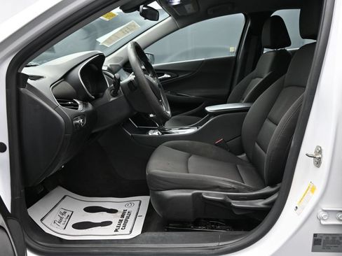 Used 2020 Chevrolet Malibu LS FWD image 10