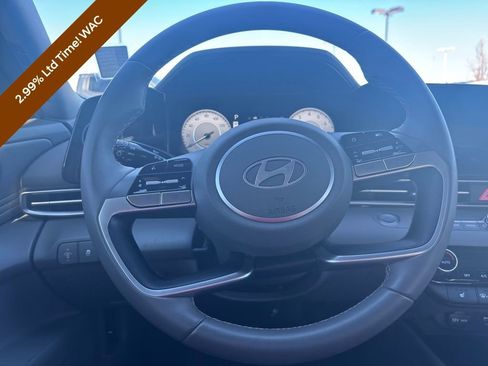 Certified 2024 Hyundai Elantra SEL w/ Convenience Package image 24