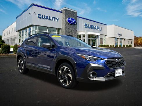 Used 2024 Subaru Crosstrek 2.5i Limited AWD/4WD image 5