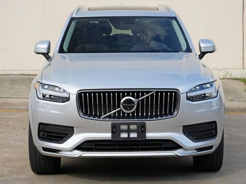 Used 2020 Volvo XC90 T8 Momentum w/ Protection Package Premier AWD/4WD image 45