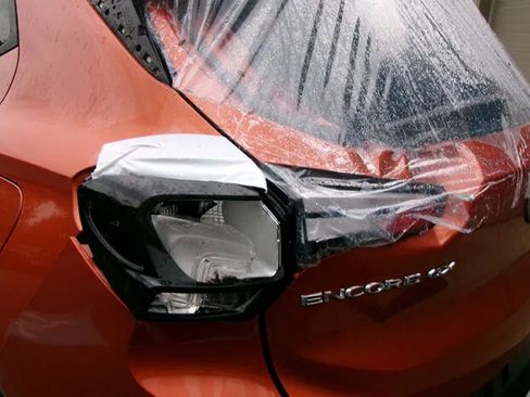 Used 2023 Buick Encore GX Select FWD image 2