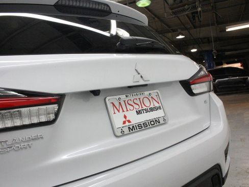 New 2026 Mitsubishi Outlander Sport SE image 4