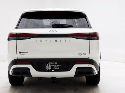 Used 2024 INFINITI QX60 Luxe AWD/4WD image 7