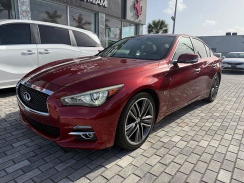 Used 2016 INFINITI Q50 3.0t Premium w/ Driver Assistance Package RWD image 3