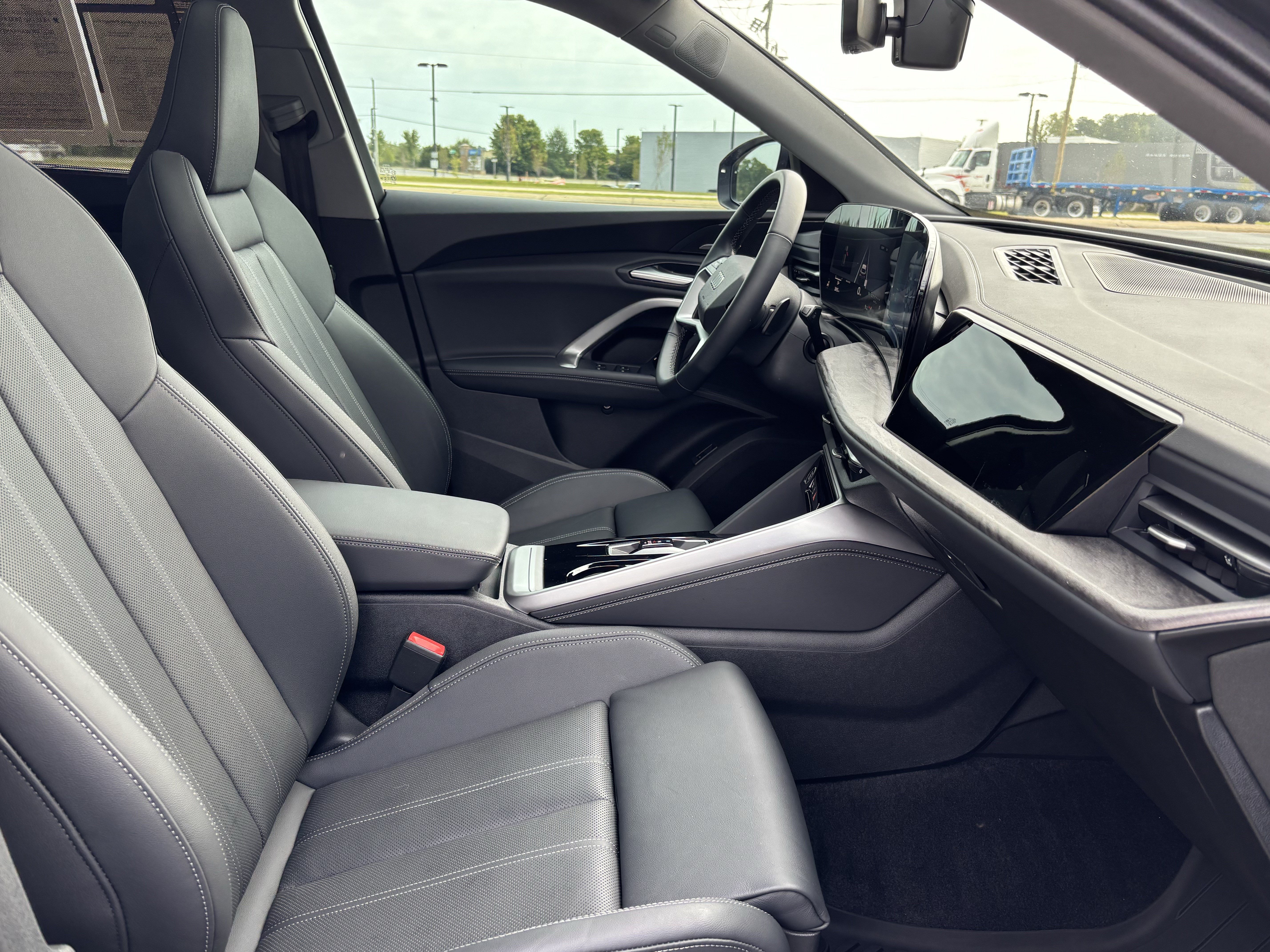 Certified 2026 Audi Q5 Premium Plus AWD/4WD image 35